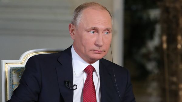 Russian President Vladimir Putin during an interview with Armin Wolf of the Austrian ORF TV and radio company, at the Kremlin Russian President Vladimir Putin during an interview with Armin Wolf of the Austrian ORF TV and radio company, at the Kremlin - Sputnik International
