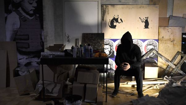 An early show of the exhibition of English street artist Banksy at the Central House of Artist - Sputnik International