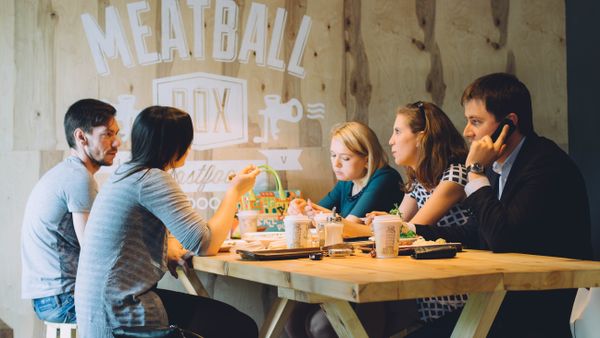 Meatball Box Café - Sputnik International