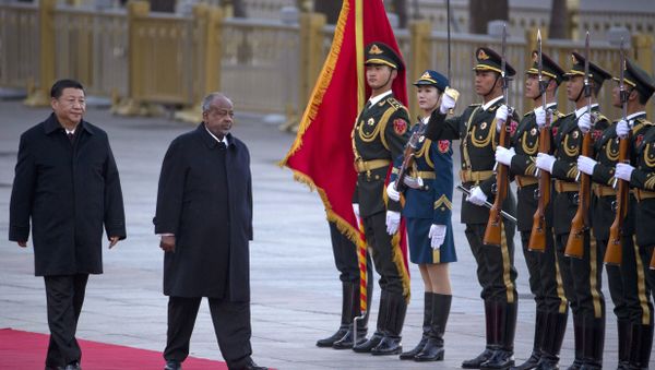 Djibouti's President Ismail Omar Guelleh, second from left walks with Chinese President Xi Jinping during a welcome ceremony held outside the Great Hall of the People in Beijing. Djibouti's President Ismail Omar Guelleh, second from left walks with Chinese President Xi Jinping during a welcome ceremony held outside the Great Hall of the People in Beijing. - Sputnik International