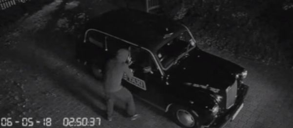 FAKE TAXI VEHICLE STOLEN - Security Footage FAKE TAXI VEHICLE STOLEN - Security Footage - Sputnik International