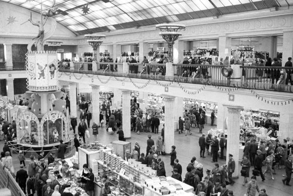 Sneak Peek of USSR's Leading Children's Store - Sputnik International