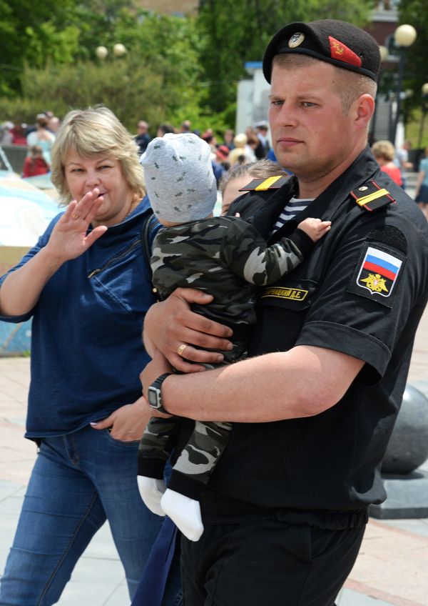 Russians Celebrate National Holiday - Russia Day Russians Celebrate National Holiday - Russia Day - Sputnik International