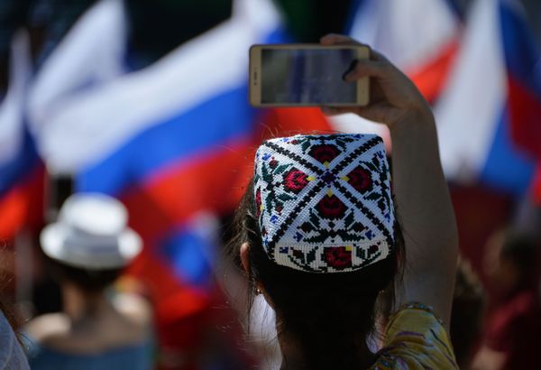 Russians Celebrate National Holiday - Russia Day Russians Celebrate National Holiday - Russia Day - Sputnik International