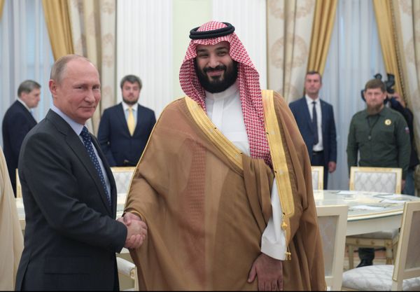 Russian President Vladimir Putin and Saudi Crown Prince, Second Deputy Prime Minister and Defense Minister Mohammad bin Salman Al Saud, right, during a meeting. Russian President Vladimir Putin and Saudi Crown Prince, Second Deputy Prime Minister and Defense Minister Mohammad bin Salman Al Saud, right, during a meeting. - Sputnik International