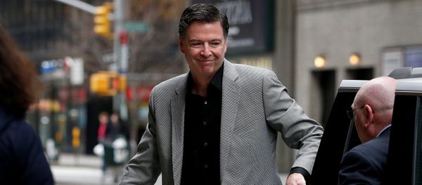Former FBI Director James Comey arrives for a taping of The Late Show with Stephen Colbert in the Manhattan borough of New York City, New York, U.S., April 17, 2018 - Sputnik International
