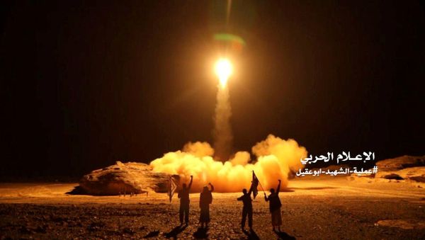 A photo distributed by the Houthi Military Media Unit shows the launch by Houthi forces of a ballistic missile aimed at Saudi Arabia March 25, 2018 A photo distributed by the Houthi Military Media Unit shows the launch by Houthi forces of a ballistic missile aimed at Saudi Arabia March 25, 2018 - Sputnik International