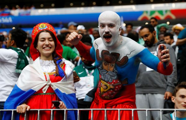 Fans Celebrate Opening Day of FIFA World Cup 2018 in Russia - Sputnik International
