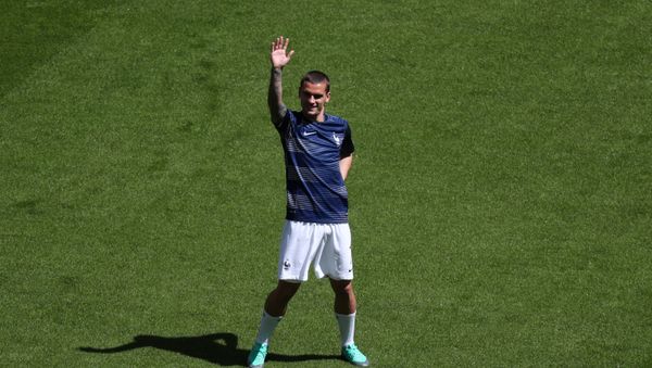 Soccer Football - World Cup - Group C - France vs Australia - Kazan Arena, Kazan, Russia - June 16, 2018 France's Antoine Griezmann before the match - Sputnik International