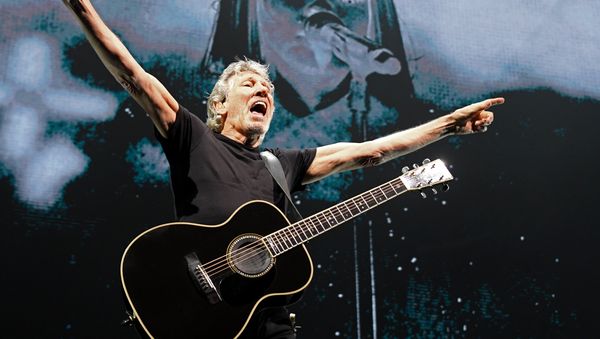 British musician Roger Waters performs at the Stadthalle in Vienna, Austria, on May 16, 2018 British musician Roger Waters performs at the Stadthalle in Vienna, Austria, on May 16, 2018 - Sputnik International