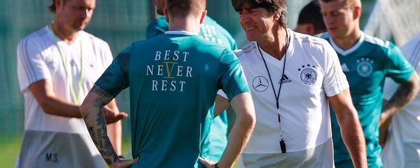 Soccer Football - World Cup - Germany Training Camp, Moscow, Russia - June 15, 2018 Germany coach Joachim Low during training - Sputnik International