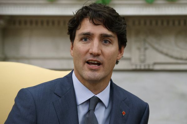 Canadian Intelligence Service Purged File on Justin Trudeau's Father – Report  - Sputnik International