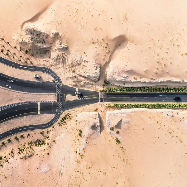 Kingdom of Sand: How Desert Engulfs Dubai and Abu Dhabi Kingdom of Sand: How Desert Engulfs Dubai and Abu Dhabi - Sputnik International