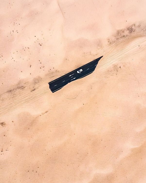 Kingdom of Sand: How Desert Engulfs Dubai and Abu Dhabi Kingdom of Sand: How Desert Engulfs Dubai and Abu Dhabi - Sputnik International