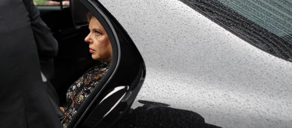 Israel's Prime Minister's wife Sara Netanyahu enters the car with Israel's Prime Minister Benjamin Netanyahu after the meeting with French Finance Minister Bruno Le Maire at Bercy Economy Ministry, in Paris, Wednesday, June 6, 2018 Israel's Prime Minister's wife Sara Netanyahu enters the car with Israel's Prime Minister Benjamin Netanyahu after the meeting with French Finance Minister Bruno Le Maire at Bercy Economy Ministry, in Paris, Wednesday, June 6, 2018 - Sputnik International