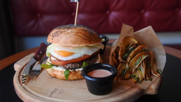 Bureau’s Bureau Burger - Sputnik International