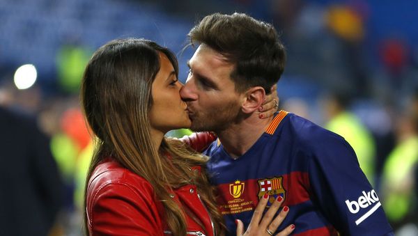 In this Sunday, May 22, 2016 file photo, Barcelona's Lionel Messi kisses his wife Antonella Roccuzzo as they celebrate after winning the final of the Copa del Rey soccer match between FC Barcelona and Sevilla FC at the Vicente Calderon stadium in Madrid In this Sunday, May 22, 2016 file photo, Barcelona's Lionel Messi kisses his wife Antonella Roccuzzo as they celebrate after winning the final of the Copa del Rey soccer match between FC Barcelona and Sevilla FC at the Vicente Calderon stadium in Madrid - Sputnik International