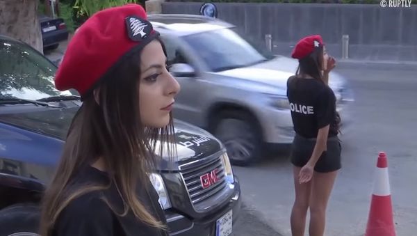 Sexy and Tight-Fitting Uniform of Female Police Officers Rocks Lebanon - Sputnik International