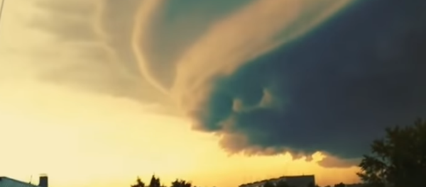 Storm in the Russian city of Barnaul Storm in the Russian city of Barnaul - Sputnik International