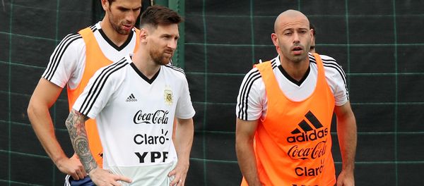 Soccer Football - FIFA World Cup - Argentina Training - Ciutat Esportiva Joan Gamper, Barcelona, Spain - June 2, 2018 Argentina's Lionel Messi and Javier Mascherano during training Soccer Football - FIFA World Cup - Argentina Training - Ciutat Esportiva Joan Gamper, Barcelona, Spain - June 2, 2018 Argentina's Lionel Messi and Javier Mascherano during training - Sputnik International