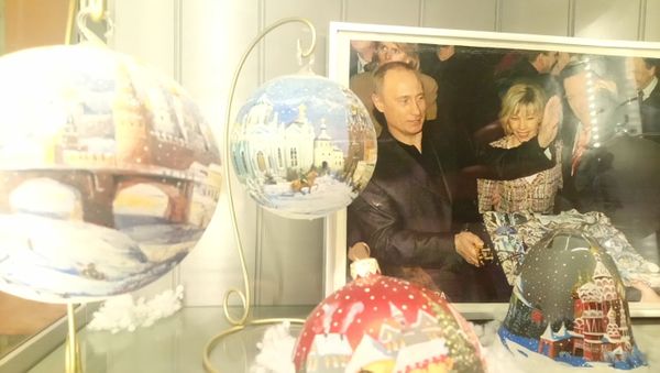 The Ariel Glass Factory - Sputnik International