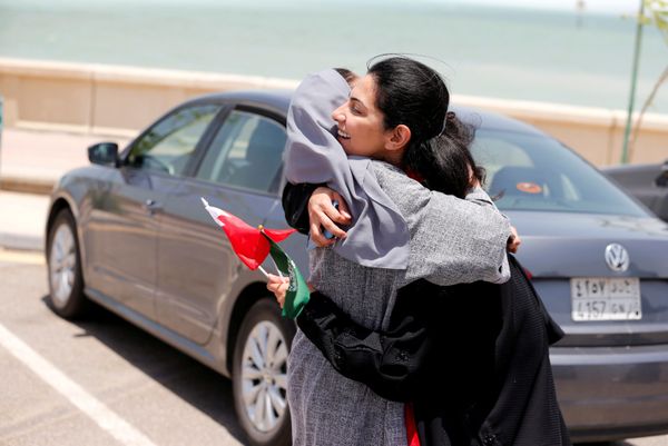 Saudi women congratulate each other on the lifting of driving ban - Sputnik International