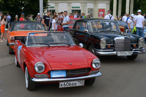 Bosch Moskau Klassik Vintage Car Rally - Sputnik International