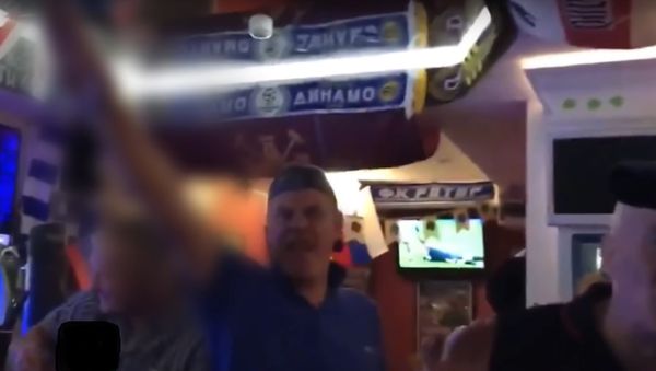 Police investigate as England fans give Nazi salutes in World Cup city invaded during WWII Police investigate as England fans give Nazi salutes in World Cup city invaded during WWII - Sputnik International