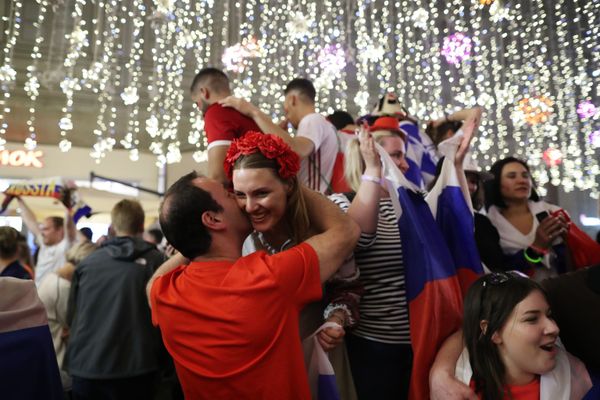 Thrill of Victory and Agony of Defeat: Fans Get Emotional During World Cup - Sputnik International