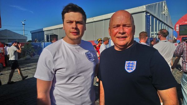 Fans ahead of England-Belgium match in Kaliningrad - Sputnik International