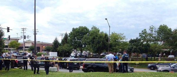 Police officers respond to an active shooter inside a city building in Annapolis, Maryland, U.S., June 28, 2018. - Sputnik International