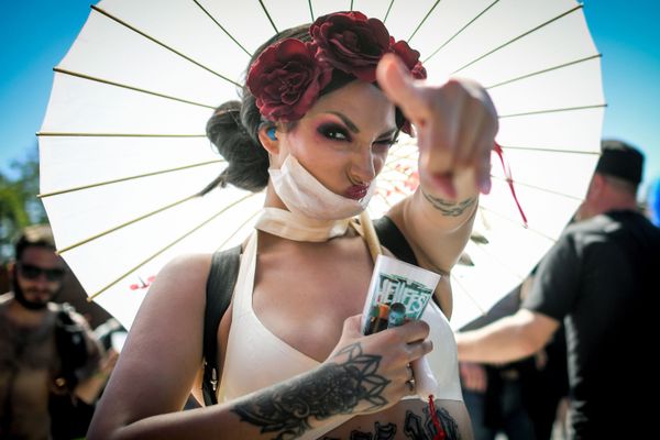 Посетительница на французском музыкальном рок-фестивале Hellfest - Sputnik International