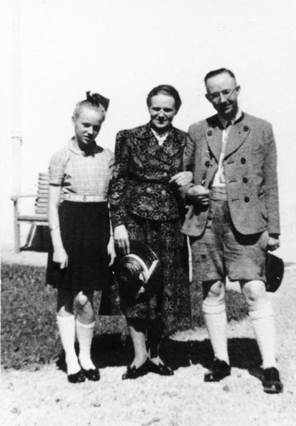 Heinrich Himmler with wife and daughter Gudrun - Sputnik International