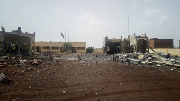 A picture taken in Sevare in central Mali, on June 29, 2018 shows debris scattered in front of the head quarter of the anti-terror task force, the G5 Sahel, after an attack of a suicide bomber who tried to penetrate the base - Sputnik International