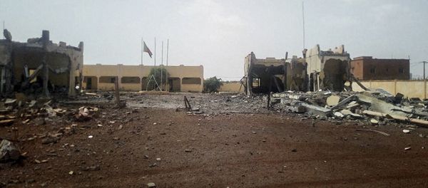 A picture taken in Sevare in central Mali, on June 29, 2018 shows debris scattered in front of the head quarter of the anti-terror task force, the G5 Sahel, after an attack of a suicide bomber who tried to penetrate the base A picture taken in Sevare in central Mali, on June 29, 2018 shows debris scattered in front of the head quarter of the anti-terror task force, the G5 Sahel, after an attack of a suicide bomber who tried to penetrate the base - Sputnik International