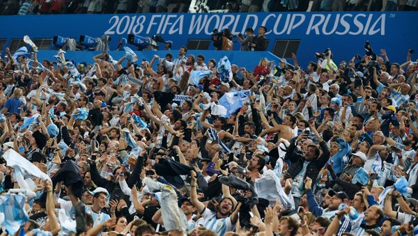 Argentina's fans celebrate their team's 2-1 victory at the World Cup Group D soccer match between Nigeria and Argentina at the Saint Petersburg Stadium, in Saint Petersburg, Russia, June 26, 2018 Argentina's fans celebrate their team's 2-1 victory at the World Cup Group D soccer match between Nigeria and Argentina at the Saint Petersburg Stadium, in Saint Petersburg, Russia, June 26, 2018 - Sputnik International