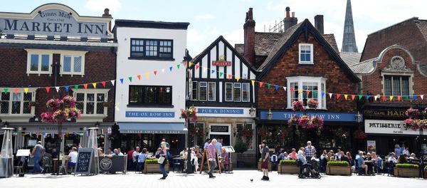 People walk along the high street in Salisbury, Britain, June 22, 2018 - Sputnik International