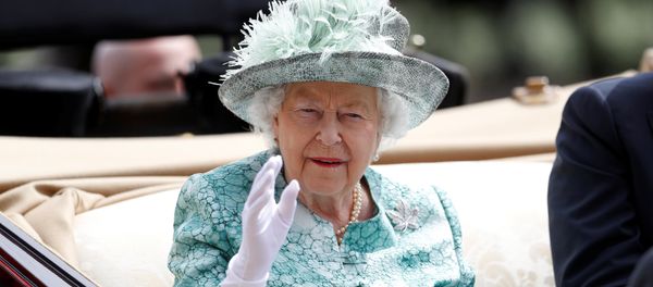Horse Racing - Royal Ascot - Ascot Racecourse, Ascot, Britain - June 23, 2018 Britain's Queen Elizabeth during the royal procession before the start of the racing - Sputnik International