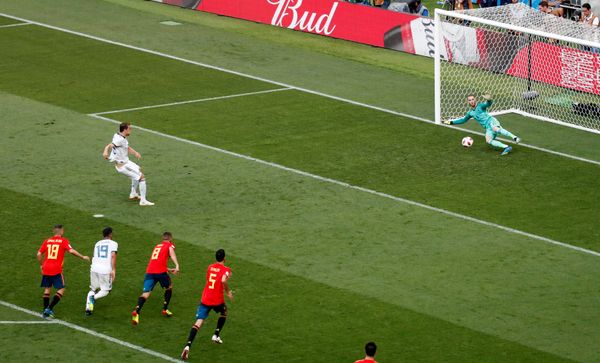Soccer Football - World Cup - Round of 16 - Spain vs Russia - Luzhniki Stadium, Moscow, Russia - July 1, 2018 Russia's Artem Dzyuba scores their first goal from the penalty spot Soccer Football - World Cup - Round of 16 - Spain vs Russia - Luzhniki Stadium, Moscow, Russia - July 1, 2018 Russia's Artem Dzyuba scores their first goal from the penalty spot - Sputnik International