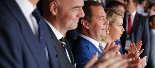 Russian Prime Minister Dmitry Medvedev and his wife Svetlana during the match of the World Cup 1/8 finals between Spain and Russia. Russian Prime Minister Dmitry Medvedev and his wife Svetlana during the match of the World Cup 1/8 finals between Spain and Russia. - Sputnik International