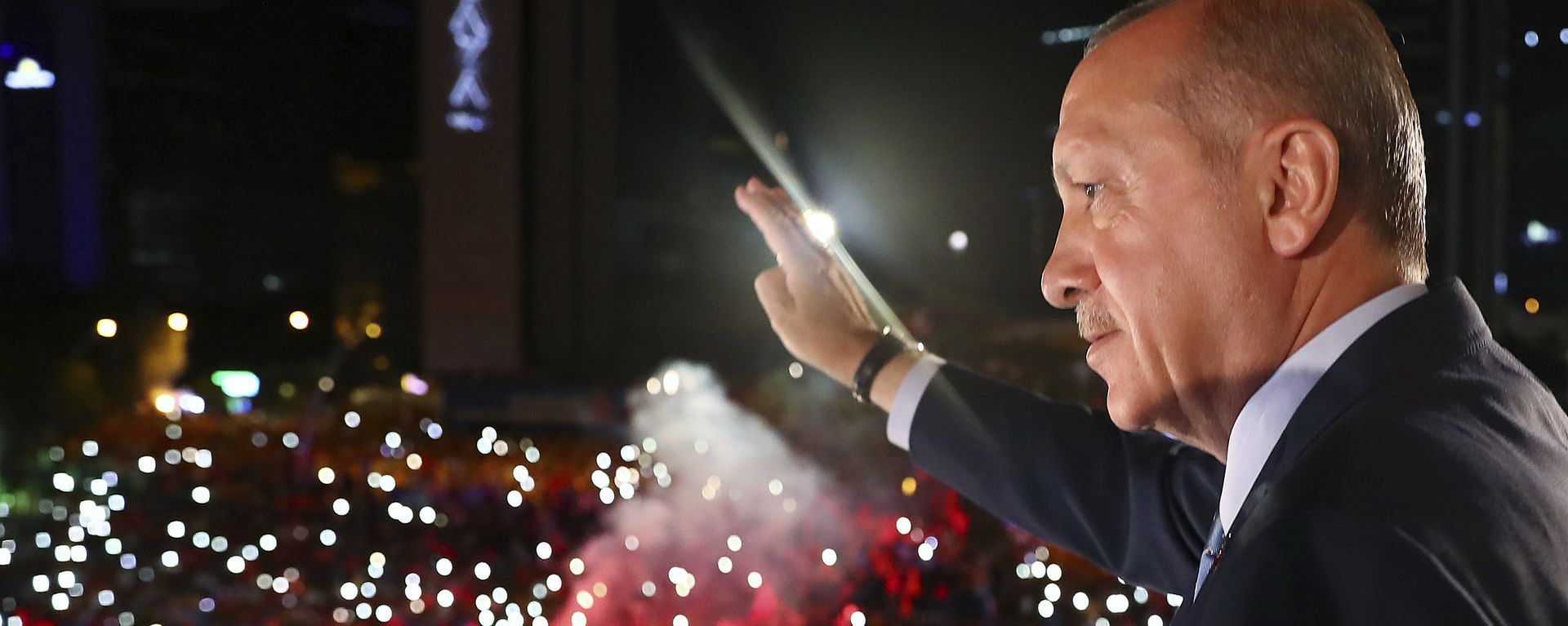 Turkey's President Recep Tayyip Erdogan, waves to supporters of his ruling Justice and Development Party (AKP) in Ankara, Turkey, early Monday, June 25, 2018. Erdogan won Turkey's landmark election Sunday, the country's electoral commission said, ushering in a new system granting the president sweeping new powers which critics say will cement what they call a one-man rule Turkey's President Recep Tayyip Erdogan, waves to supporters of his ruling Justice and Development Party (AKP) in Ankara, Turkey, early Monday, June 25, 2018. Erdogan won Turkey's landmark election Sunday, the country's electoral commission said, ushering in a new system granting the president sweeping new powers which critics say will cement what they call a one-man rule - Sputnik International, 1920, 17.02.2023