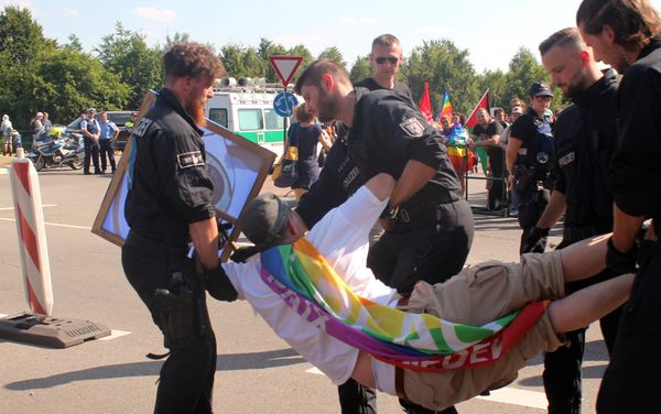 On the scene at Saturday's protest. - Sputnik International