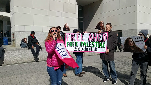 Jewish American activist Ariel Gold was deported from Israel on July 1, 2018. Jewish American activist Ariel Gold was deported from Israel on July 1, 2018. - Sputnik International