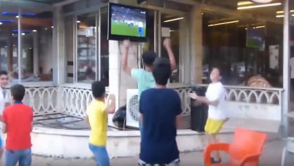 World Cup 2018: Syrians Celebrate Russian National Team's Victory Against Spain - Sputnik International