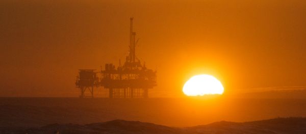 Oil production - Sputnik International