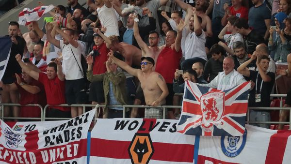 England's fans cheer after team's victory at the World Cup Round of 16 soccer match between Colombia and England, at the Spartak Arena, in Moscow, Russia, July 3, 2018. - Sputnik International