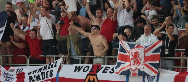 England's fans cheer after team's victory at the World Cup Round of 16 soccer match between Colombia and England, at the Spartak Arena, in Moscow, Russia, July 3, 2018. - Sputnik International