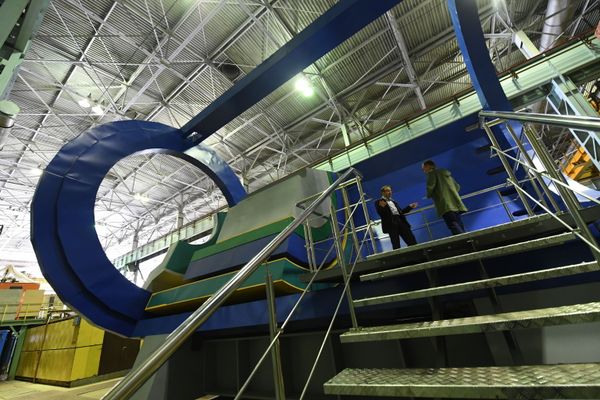 Russian Collider: Preparing for the 'Big Bang' in Dubna Russian Collider: Preparing for the 'Big Bang' in Dubna - Sputnik International