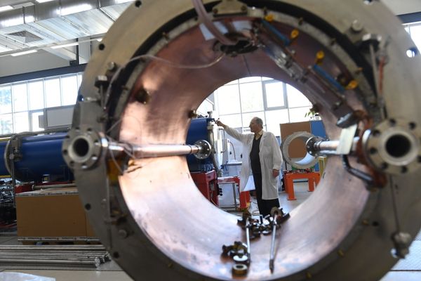 Russian Collider: Preparing for the 'Big Bang' in Dubna Russian Collider: Preparing for the 'Big Bang' in Dubna - Sputnik International