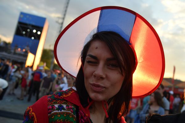 Russian Kokoshnik: FIFA Football Fans Love Wearing Traditional Headdress Russian Kokoshnik: FIFA Football Fans Love Wearing Traditional Headdress - Sputnik International